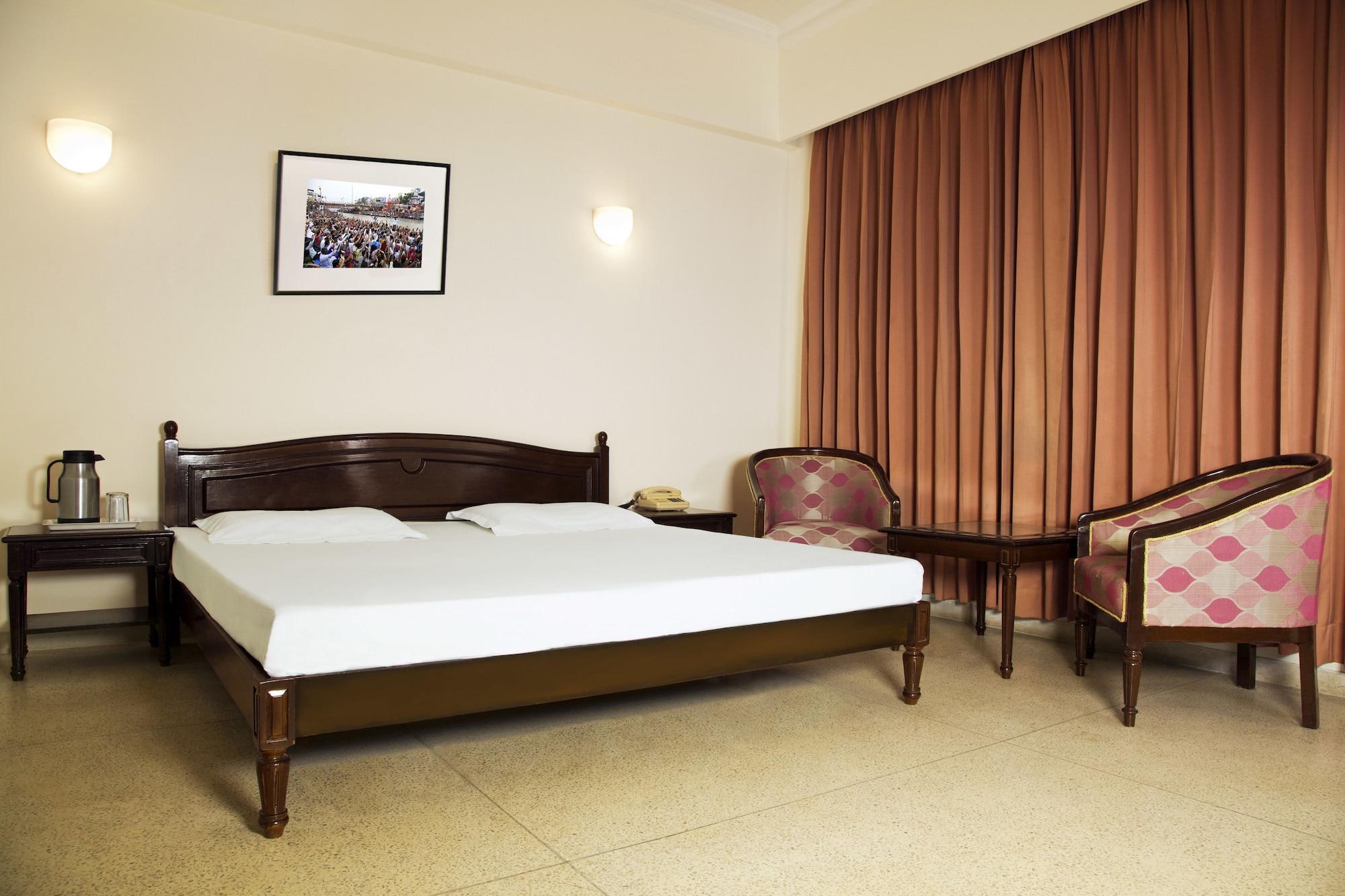 Hotel Alpana Haridwār Esterno foto