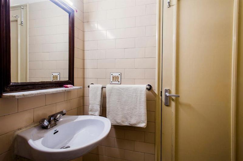 Hotel Alpana Haridwār Esterno foto