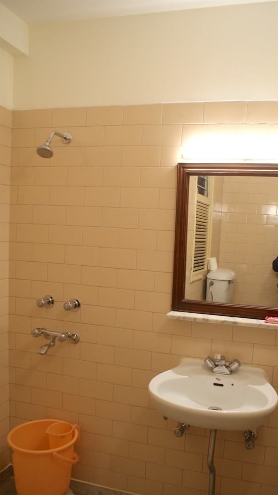 Hotel Alpana Haridwār Esterno foto