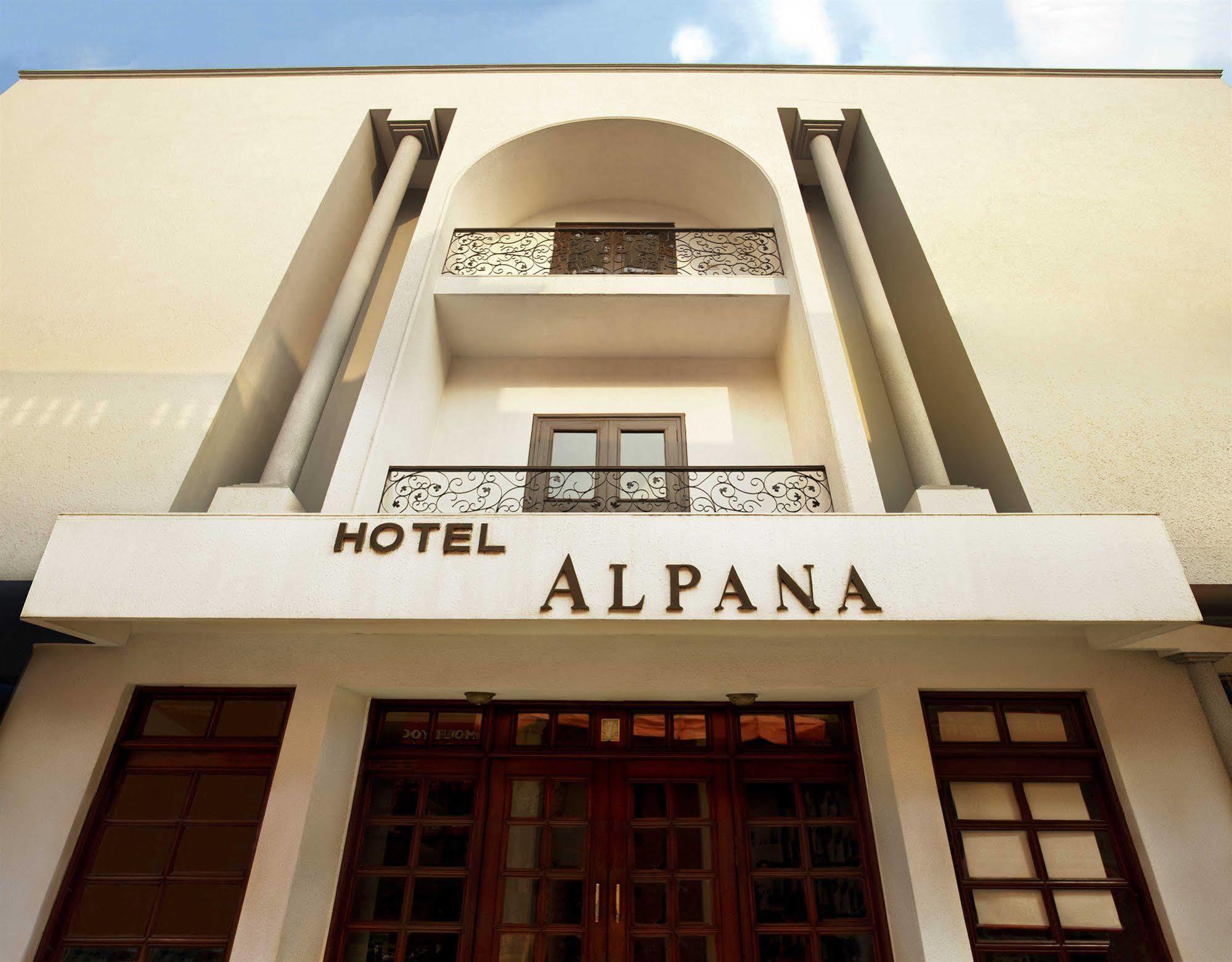 Hotel Alpana Haridwār Esterno foto